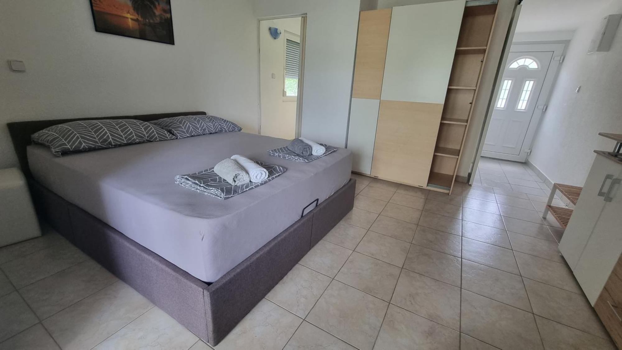 Apartment Seso Pag Town